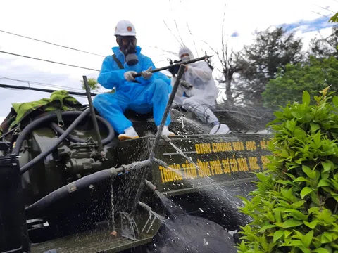 Đà Nẵng tiếp tục khử trùng và xử lý môi trường tại các khu vực có nguy cơ cao