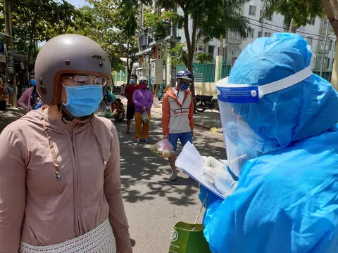 Đà Nẵng: Đóng cửa chợ Nại Hiên Đông, lấy mẫu xét nghiệm tiểu thương và người dân