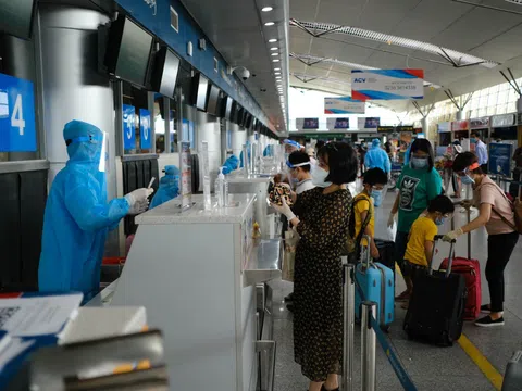 7 chuyến bay hỗ trợ 1.453 du khách rời Đà Nẵng