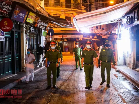 Hà Nội: Nhiều hàng quán chủ động đóng cửa trước lệnh giãn cách