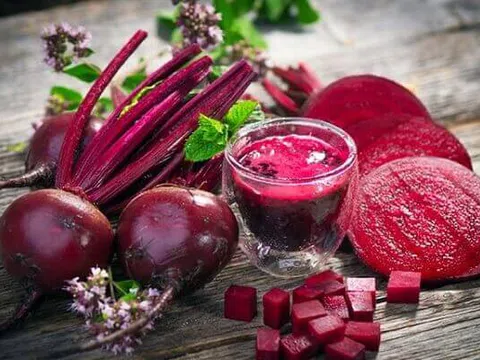 Bật mí 8 công thức trị thâm môi hiệu quả tại nhà