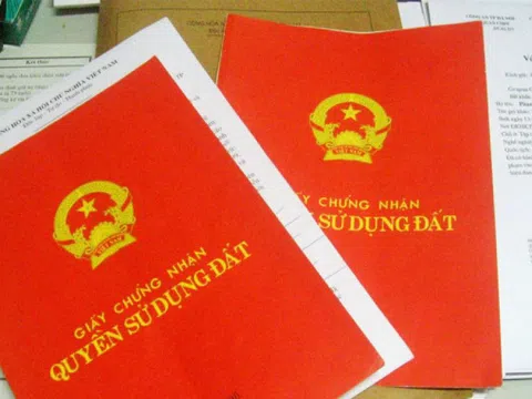 Đà Nẵng: Tự ý lấy 19 sổ đỏ của người dân đang làm thủ tục chuyển quyền để cho “mượn”