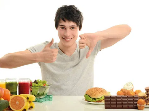 6 Lưu ý khi trị mụn bọc, mụn trứng cá cho nam giới tại nhà