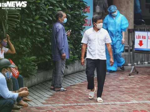 Ông Đoàn Ngọc Hải có mặt ở Hà Nội, chở miễn phí bệnh nhân về Hà Giang