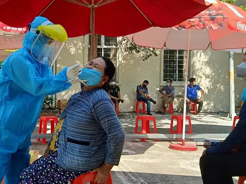 Đà Nẵng triển khai lấy mẫu xét nghiệm Covid-19 cho đại diện 71.424 hộ gia đình