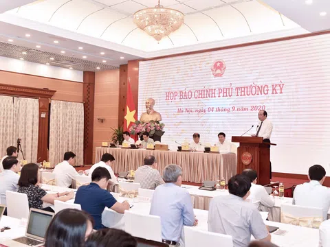 Ảnh hưởng dịch Covid-19: Việt Nam vẫn nằm trong nhóm tăng trưởng dương trong khu vực và toàn cầu