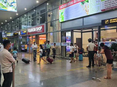 Từ ngày 7/9, máy bay, tàu lửa, ô tô đi,đến Đà Nẵng hoạt động trở lại