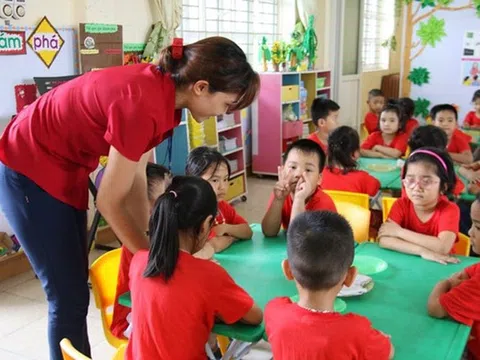 Một số chính sách mới đối với giáo viên mầm non
