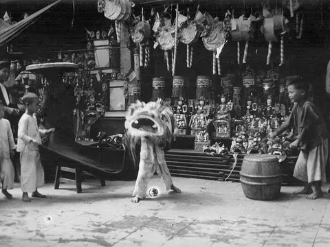 Ngắm nghía đồ chơi trung thu của cha ông ta những đầu thế kỉ 20