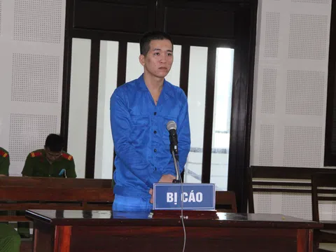 Nhân viên tư vấn bảo hiểm chiếm đoạt gần 900 triệu đồng tiền phí lãnh án