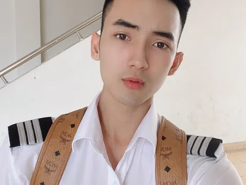 Chàng tiếp viên hàng không tương lai “bỏ nhà” theo đuổi niềm đam mê