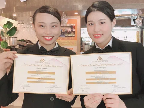 Sinh viên Viện Phát triển Quản lý Singapore (MDIS) đạt giải Nhất và Nhì Cuộc thi Pha chế Cocktail Singapore 2020