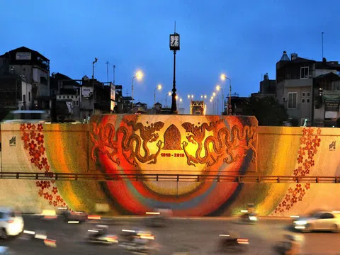 Câu chuyện về một chiếc cột đồng hồ ở Hà Nội