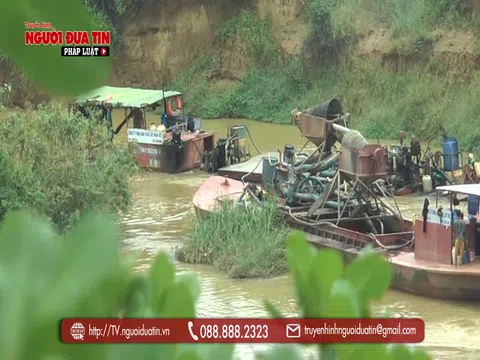 “Cát tặc” huỷ hoại môi trường sông Krông Pắk (Đắk Lắk) và vai trò của người đứng đầu địa phương