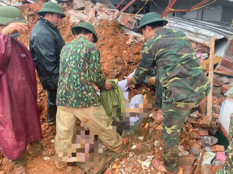 Sạt lở vùi lấp 22 chiến sỹ ở Quảng Trị: “Anh về đi… anh ơi!”