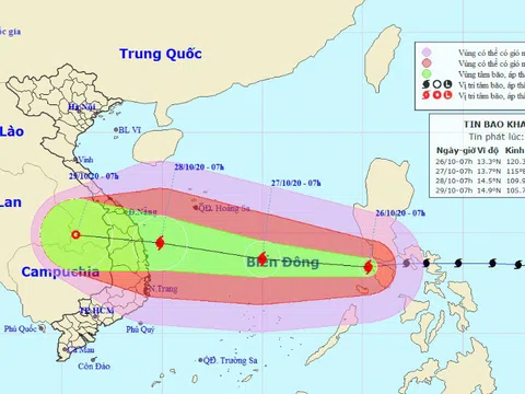 Bão Molave giật cấp 14 đã vào Biển Đông, đang hướng về miền Trung