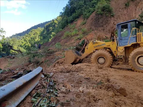 Đã tìm thấy 11 thi thể, 42 người còn mất tích trong vụ sạt lở kinh hoàng tại Quảng Nam