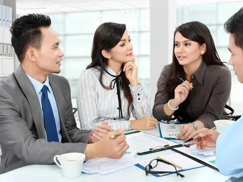 Để hòa nhập nhanh vào môi trường làm việc mới, bạn nên làm gì?