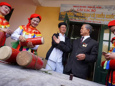 Người giữ gìn điệu múa cổ nghìn năm của Hà Nội