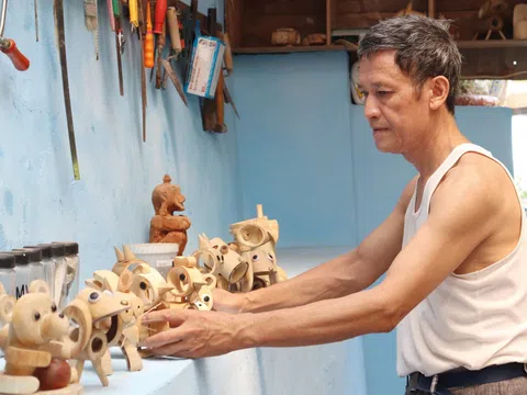 Họa sĩ thổi hồn dân tộc vào tre Việt