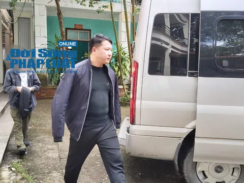 Vĩnh Tuy (Bắc Quang - Hà Giang): Cơ quan điều tra Viện kiểm sát nhân dân tối cao thi hành lệnh bắt tạm giam 3 tháng đối với Trưởng công an thị trấn