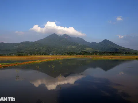Núi thiêng gần Hà Nội đẹp mê mải nhìn từ muôn phương tám hướng