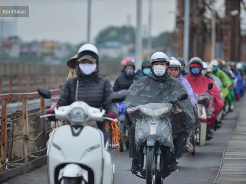 Không khí lạnh tràn về, toàn miền Bắc chìm trong giá rét, vùng núi cao rét hại