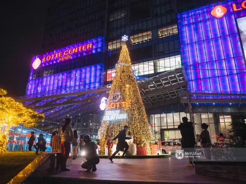 Toàn cảnh Noel Hà Nội: Đâu đâu cũng lung linh ánh đèn, nơi nào cũng trở thành góc chụp ảnh "sống ảo" lộng lẫy
