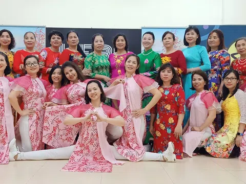 HLV Hebe tạo nên trào lưu mới cho những người yêu Zumba