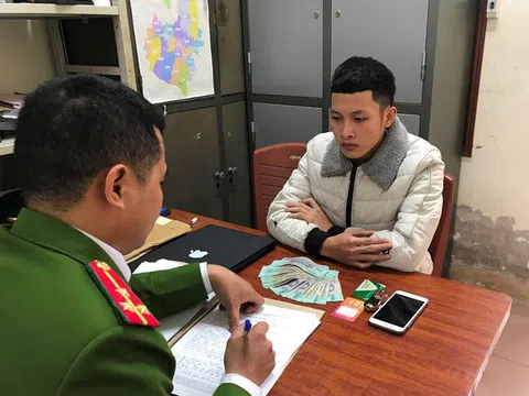 Hơn 100 thanh niên sập bẫy đường dây làm "phi công trẻ" giá từ 5-10 triệu đồng