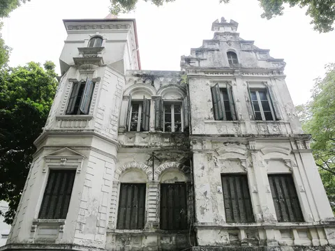 Cận cảnh dinh thự thứ 8 của vua Bảo Đại tại Hà Nội