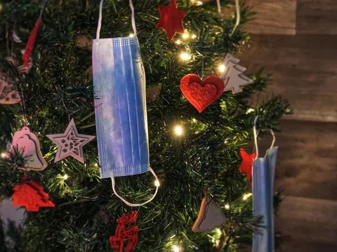 Thế giới đón Giáng sinh khác lạ giữa đại dịch COVID-19