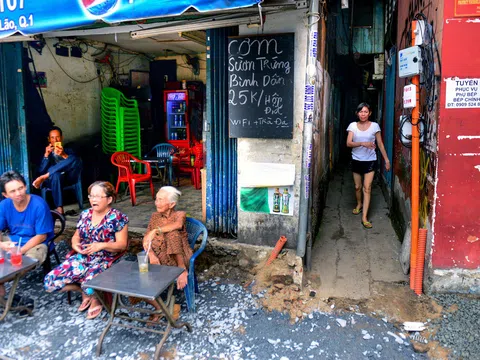 'Bí ẩn' sau hẻm phố Tây giữa Sài Gòn
