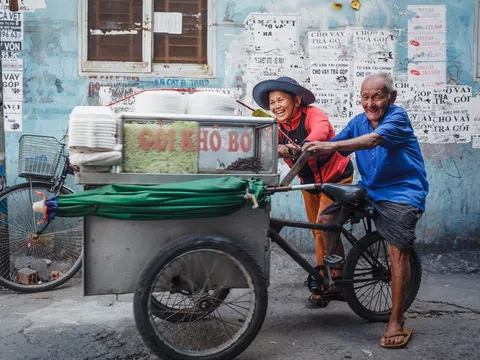 Tình yêu cổ tích giữa Sài Gòn