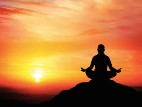 45 độ làm người, 90 độ làm việc và 180 độ để đối nhân xử thế