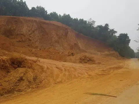 Vụ khai thác đất trái phép tại Thường Xuân (Thanh Hóa):  Chính quyền xã “bất tuân” lệnh cấp trên, đất rừng chảy máu