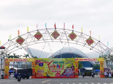 “Check in Tết Việt” tại hội chợ Xuân Đà Nẵng 2021