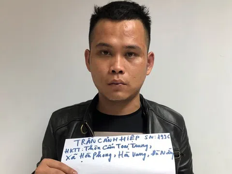 Đà Nẵng: Bắt đối tượng định phi tang 800 viên ma túy