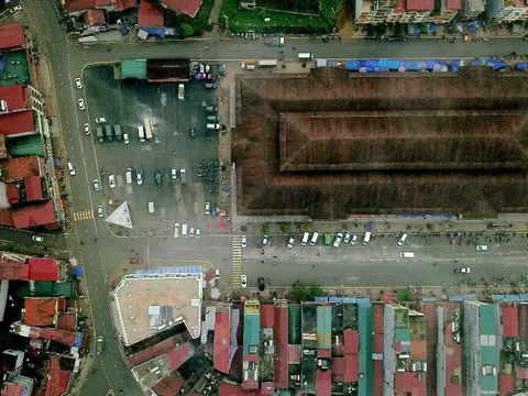 Sa Pa: Phải hoạt động dịch vụ bảo vệ mới được đấu giá quyền thuê mặt bằng?