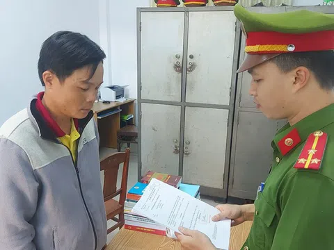 Giám đốc lừa bán xe ô tô cho nhân viên