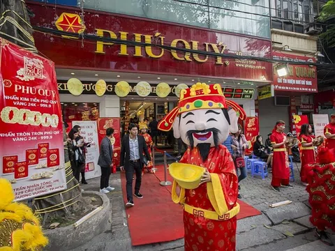 Càng gần ngày Vía Thần tài, giá vàng càng giảm