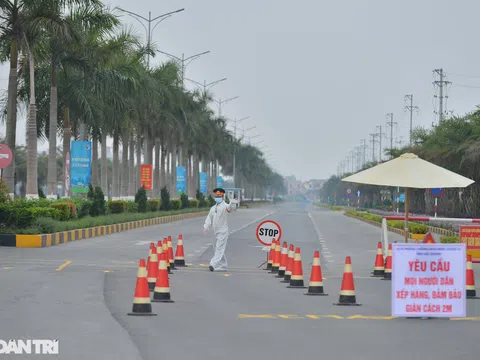 Tuyến đường huyết mạch quốc lộ 5A vắng lặng giữa mùa dịch Covid-19