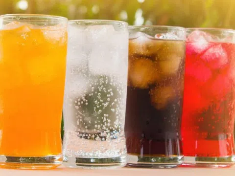13 cách mà nước ngọt có đường gây hại cho sức khỏe của bạn