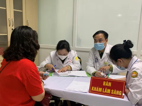 Tiến hành tiêm thử nghiệm lâm sàng giai đoạn 2 vaccine COVID-19 của Việt Nam