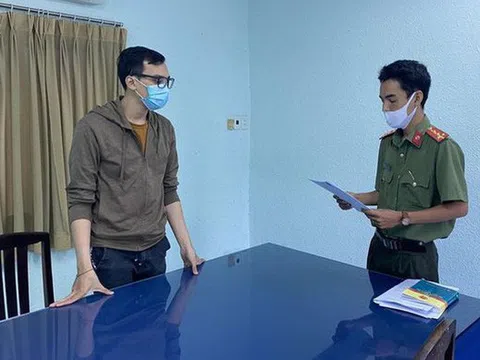 Đề nghị truy tố nam tiếp viên hàng không làm lây dịch bệnh COVID-19