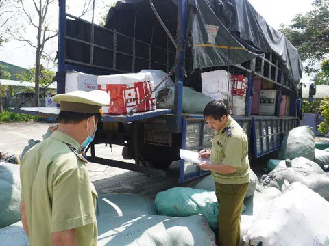 QLTT Quảng Nam tạm giữ gần 6 tấn hàng hóa không hóa đơn chứng từ