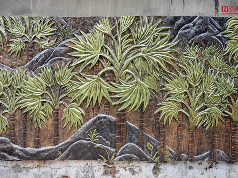 Quyết làm tranh tường làng bằng phế liệu