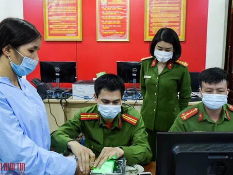 Hải Dương: Xuyên đêm làm thẻ căn cước công dân gắn chip