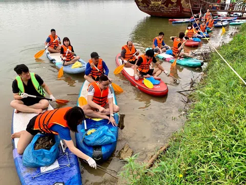 TT Huế - Tiếp tục duy trì và phát huy Phong trào Chủ nhật xanh ngày càng mở rộng hơn nữa đến cơ quan đoàn thể