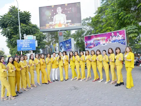 Có những vẻ đẹp thu hút mọi ánh nhìn